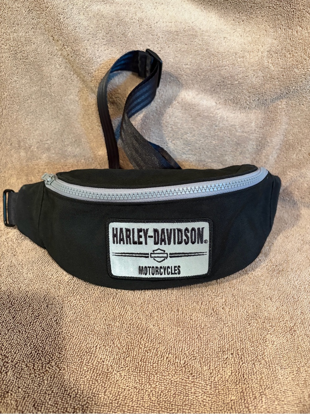 Harley-Davidson sling bag